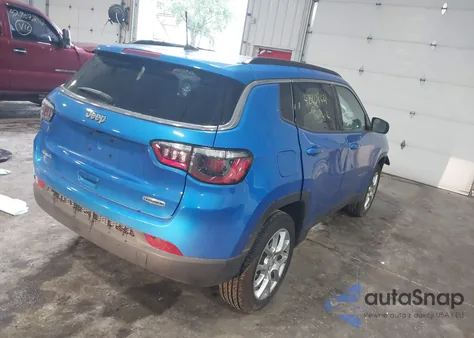 2024 Jeep Compass Latitude Lux Fwd z USA, uszkodzony, nr VIN 3C4NJDFN9RT167776